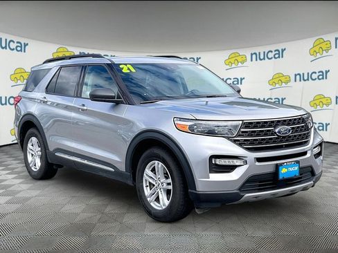 Used 2021 Ford Explorer XLT w/ Equipment Group 202A AWD/4WD image 1