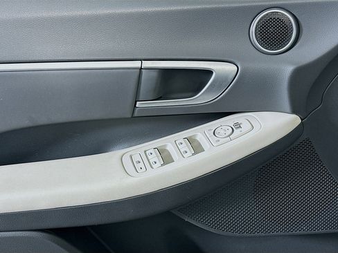Used 2025 Hyundai Sonata SEL FWD image 15