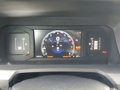 Used 2024 Toyota Tacoma SR image 21