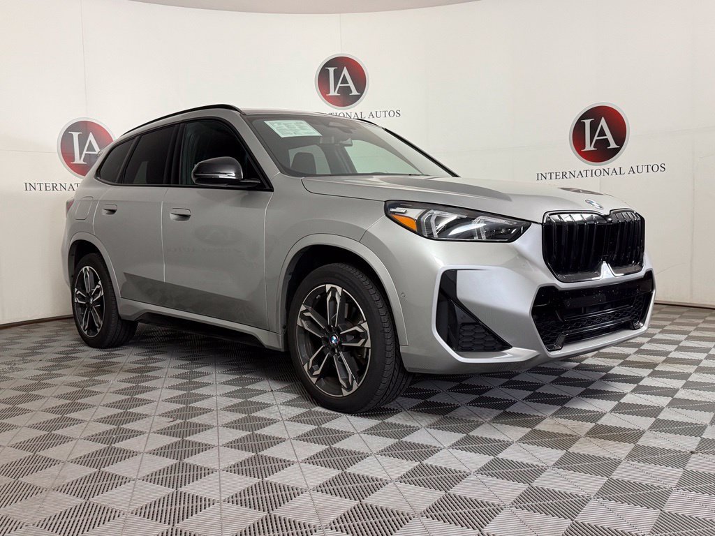 Used 2023 BMW X1 xDrive28i w/ M Sport Package AWD/4WD image 1