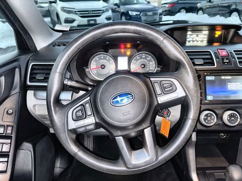 Used 2018 Subaru Forester 2.5i image 11