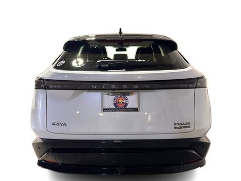 Used 2023 Nissan Ariya AWD image 14