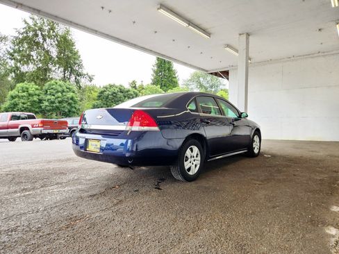 Used 2010 Chevrolet Impala LS FWD image 3