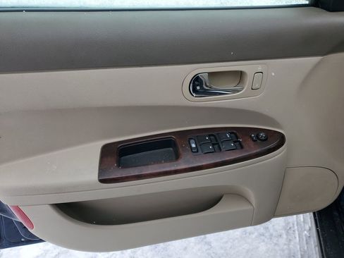 Used 2007 Buick LaCrosse CX image 17