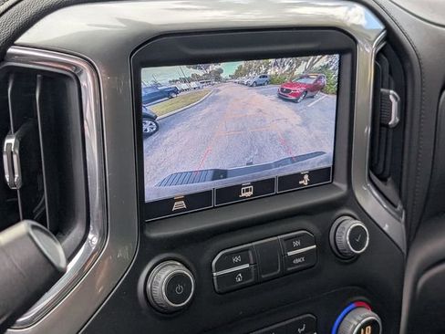 Used 2022 Chevrolet Silverado 2500 LTZ w/ LTZ Convenience Package image 27