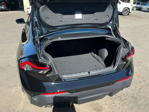 Used 2023 BMW 230i xDrive Coupe w/ Premium Package image 26