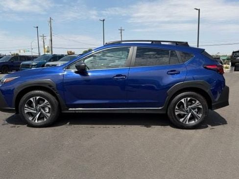 Used 2026 Subaru Crosstrek 2.5i Premium AWD/4WD image 5