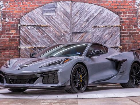 Used 2025 Chevrolet Corvette Z06 w/ Stealth Interior Trim Package image 1