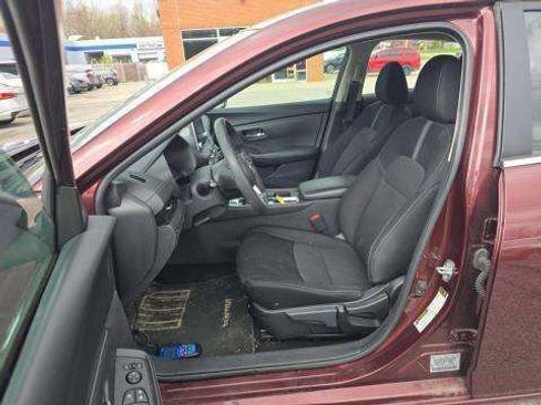 Used 2024 Nissan Sentra SV image 4