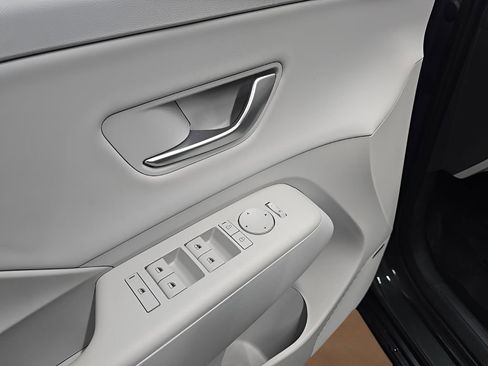 New 2026 Hyundai Kona Limited AWD/4WD image 10