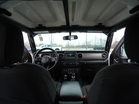Used 2020 Jeep Wrangler Unlimited Sport image 24