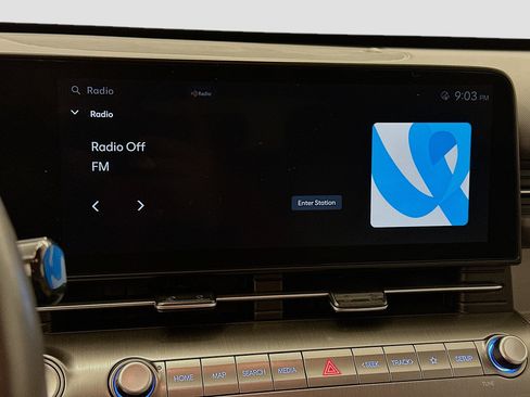 Used 2025 Hyundai Kona SEL image 21