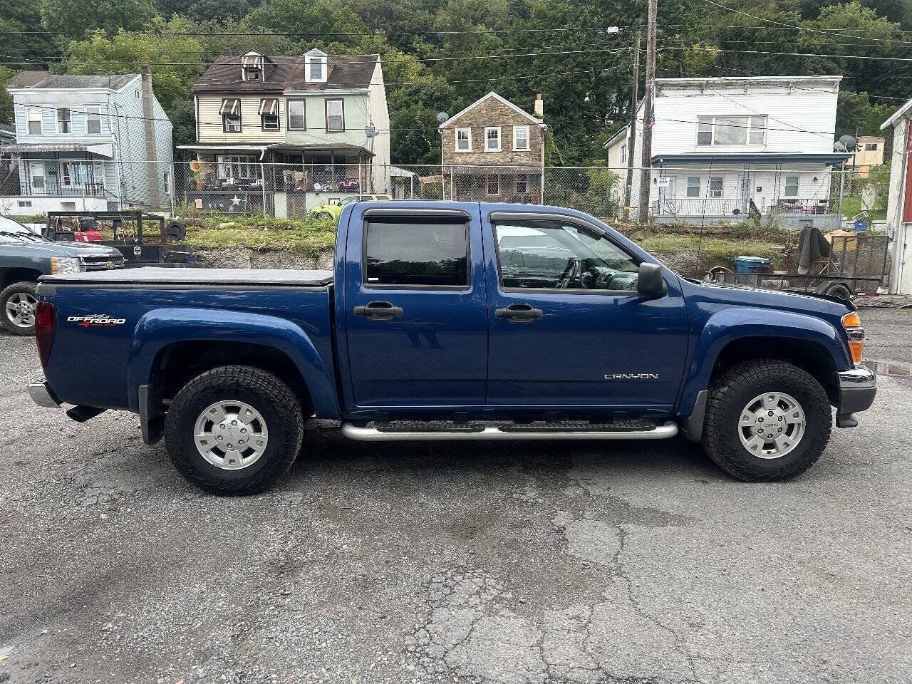 Used 2005 GMC Canyon SLE AWD/4WD image 6