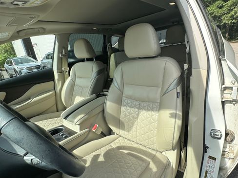 Used 2019 Nissan Murano Platinum AWD/4WD image 12