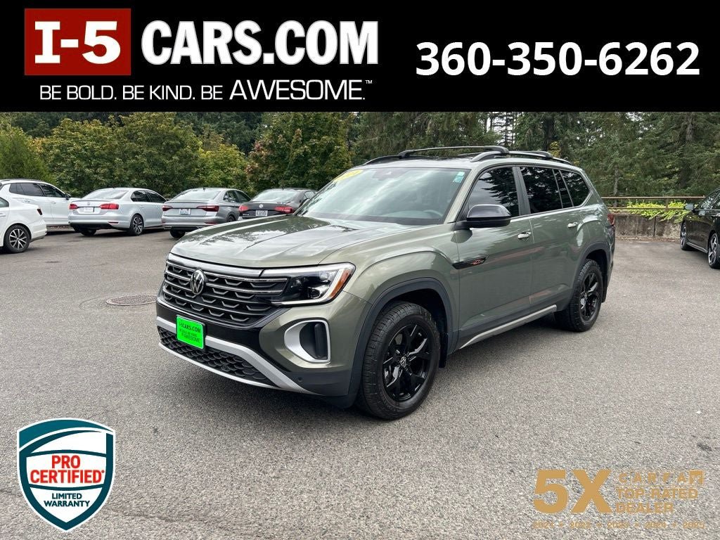 Certified 2024 Volkswagen Atlas Peak Edition SE AWD/4WD image 1