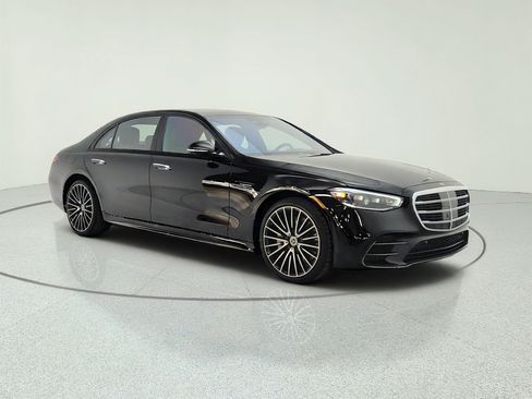 Certified 2023 Mercedes-Benz S 580 4MATIC Sedan image 3