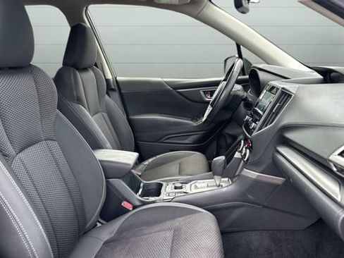 Used 2019 Subaru Forester Premium AWD/4WD image 24