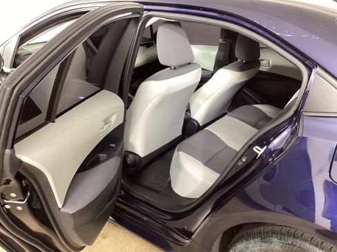 Used 2023 Toyota Corolla LE FWD image 23
