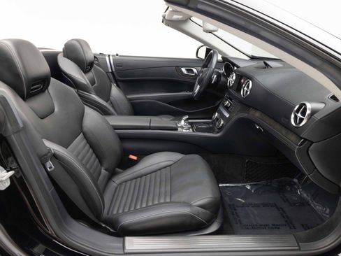 Used 2014 Mercedes-Benz SL 550 image 20