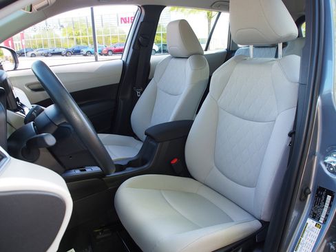 Used 2026 Toyota Corolla Cross L FWD image 16