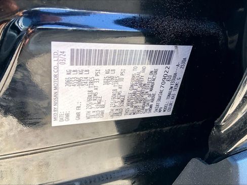 Used 2024 Nissan Rogue SV FWD image 30