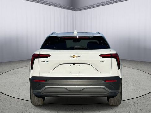 Used 2024 Chevrolet Blazer EV LT AWD/4WD image 8