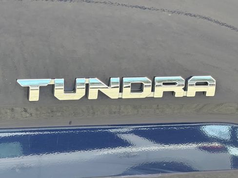 Used 2023 Toyota Tundra SR5 w/ SR5 Premium Package AWD/4WD image 10