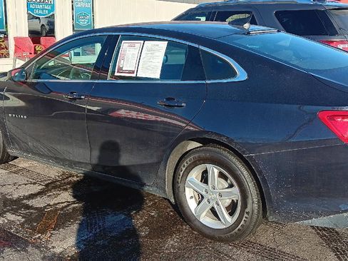Used 2022 Chevrolet Malibu LS image 23