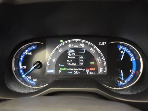 Used 2024 Toyota RAV4 XLE AWD/4WD image 28