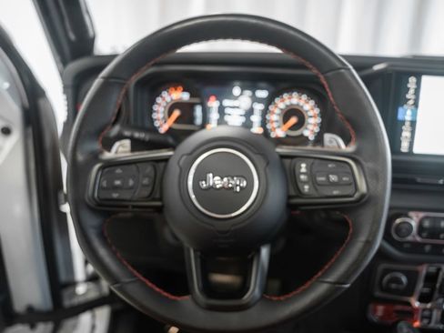 Used 2024 Jeep Wrangler Unlimited Rubicon 392 AWD/4WD image 45