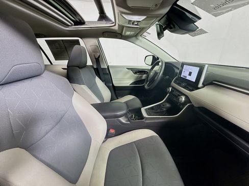 Certified 2024 Toyota RAV4 XLE w/ Convenience Package image 29