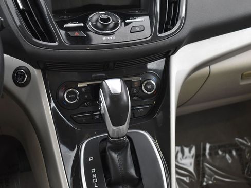 Used 2016 Ford C-MAX Energi SEL image 21