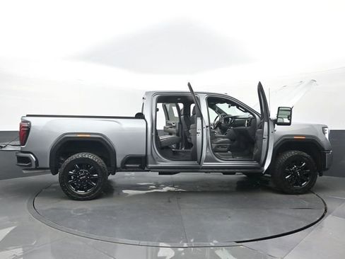 Used 2024 GMC Sierra 2500 AT4 w/ AT4 Premium Plus Package AWD/4WD image 33