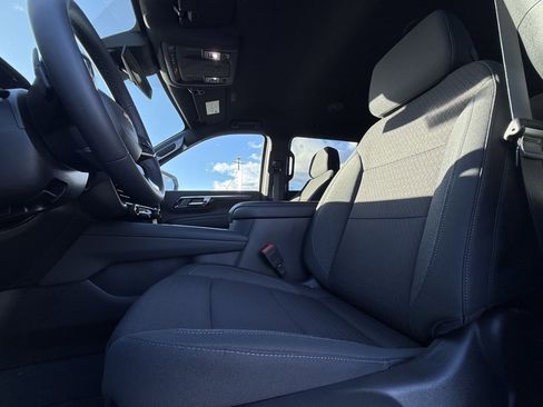 New 2026 Chevrolet Suburban LS image 23