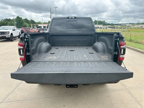 Used 2024 RAM 3500 Limited AWD/4WD image 25