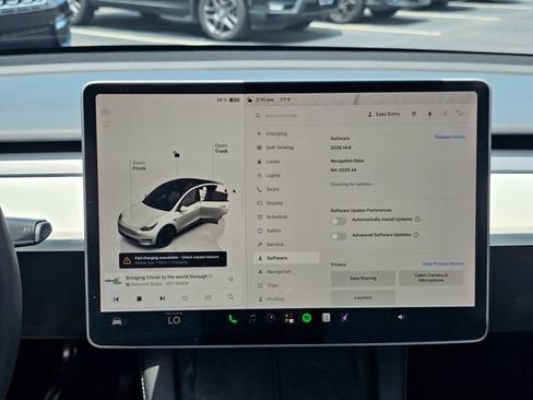 Used 2022 Tesla Model Y Performance AWD/4WD image 36
