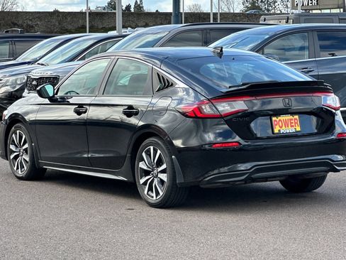 Used 2024 Honda Civic EX-L image 6