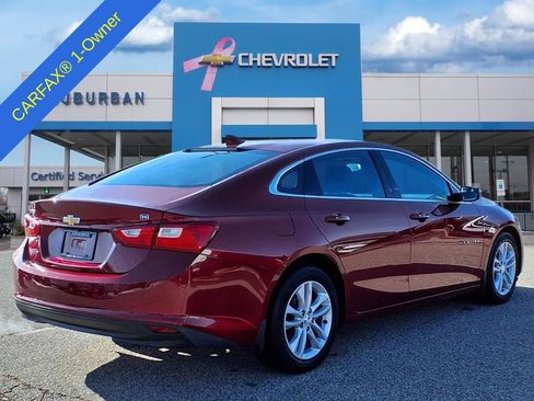 Used 2018 Chevrolet Malibu Hybrid w/ Leather Package image 6