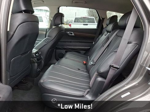 Used 2024 Genesis GV80 2.5T image 13