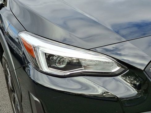 Used 2022 Subaru Crosstrek 2.5i Limited w/ Moonroof Package 2 image 9