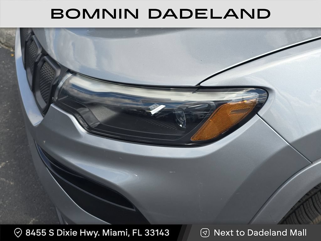 Used 2022 Jeep Compass High Altitude AWD/4WD image 11