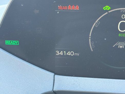 Used 2024 Toyota Prius Limited w/ Limited Premium Package FWD image 22