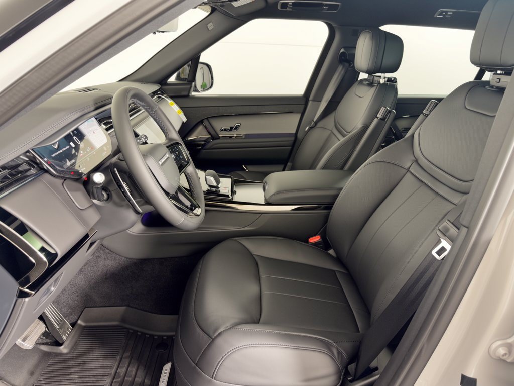 New 2027 Land Rover Range Rover Sport Dynamic SE AWD/4WD image 5