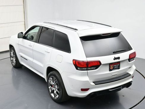 Used 2018 Jeep Grand Cherokee SRT w/ Trailer Tow Group IV AWD/4WD image 34