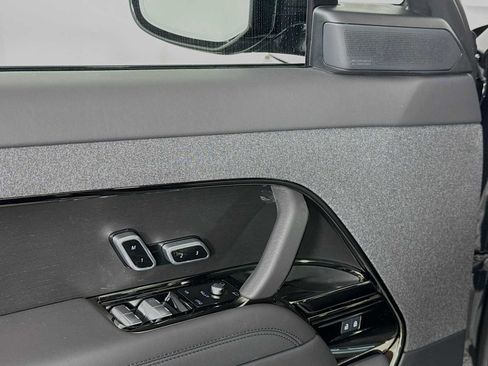 New 2026 Land Rover Range Rover Sport Dynamic SE image 17