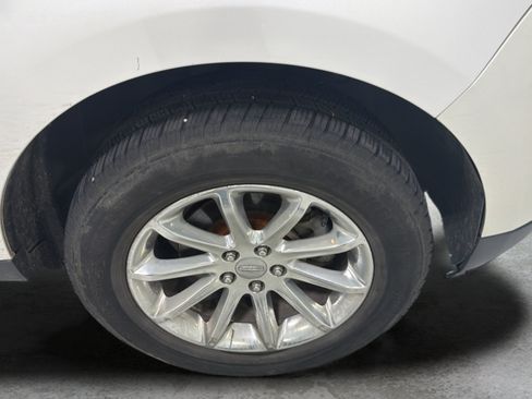 Used 2013 Lincoln MKX FWD image 22