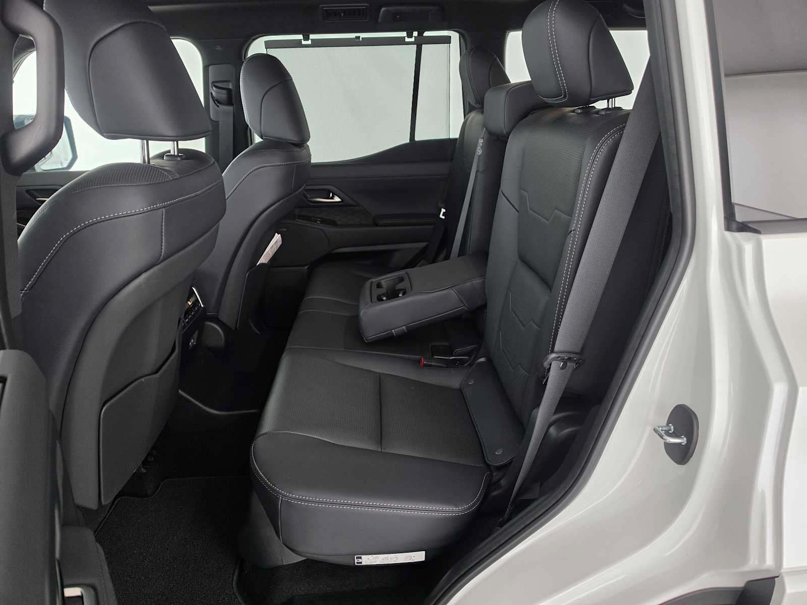 Certified 2026 Lexus GX 550 w/ Cold Area Package AWD/4WD image 18