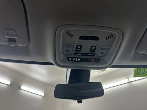 Used 2021 Chevrolet Traverse Premier w/ Redline Edition AWD/4WD image 49