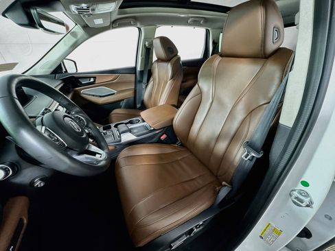 Used 2023 Acura MDX SH-AWD w/ Technology Package image 17