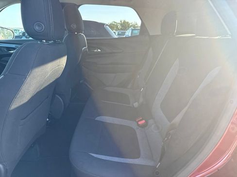 Used 2025 Chevrolet TrailBlazer LT AWD/4WD image 10